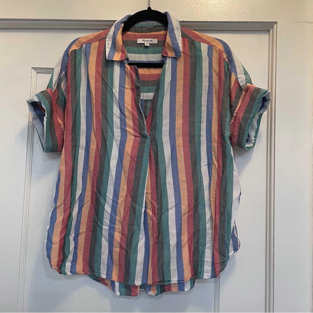 Madewell rainbow courier button back top